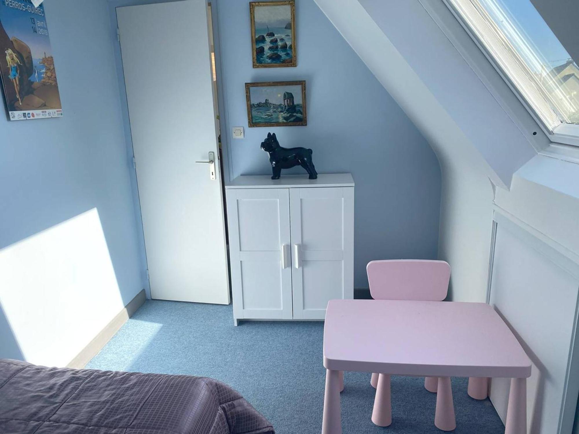 Perros-guirec, 5 Pièces, 8 Personnes - Fr-1-368-8